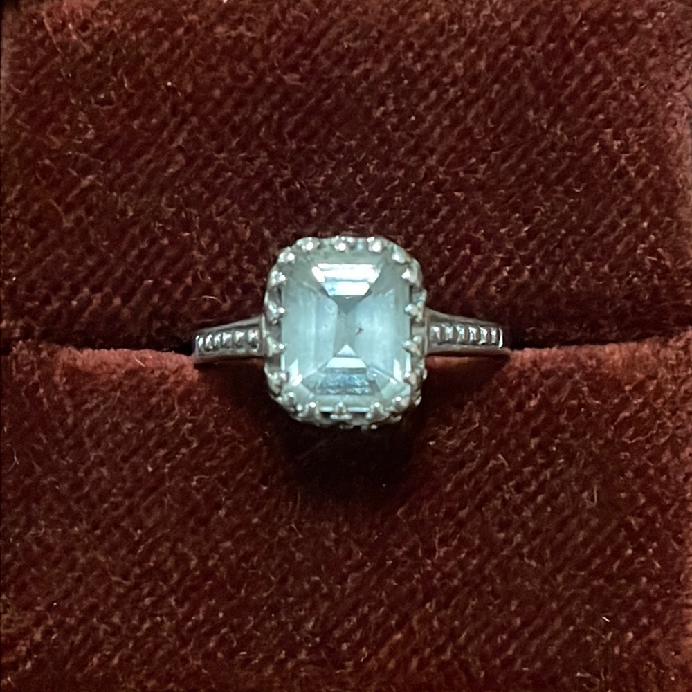 White Sapphire in sterling setting‎ ring